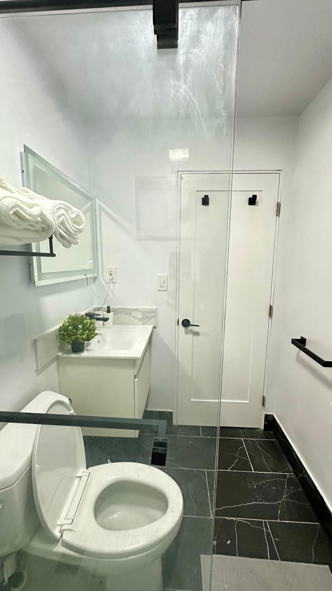 Modern 2Br Stylish & Cozy Unit Bed & Breakfast Los Angeles Ngoại thất bức ảnh